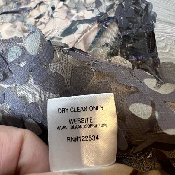 Lola & Sophie embroidered 3D floral tank top sz S - Picture 4 of 8